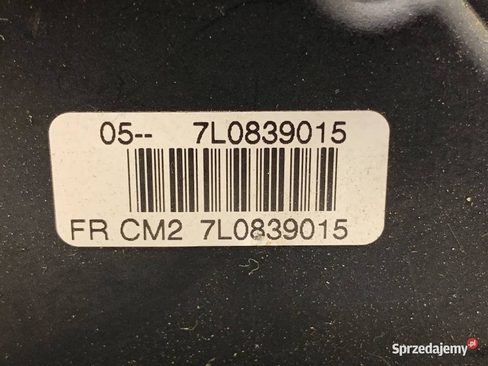 ZAMEK DRZWI LEWY TYŁ VW GOLF V Hatchback