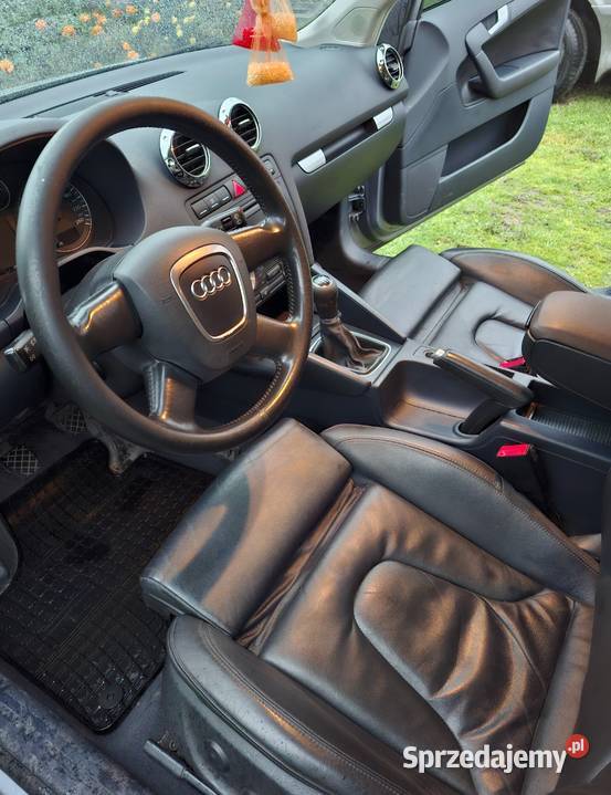 Audi a3 8p sportback 2004 20 odtwarzacz DVD Sobótka