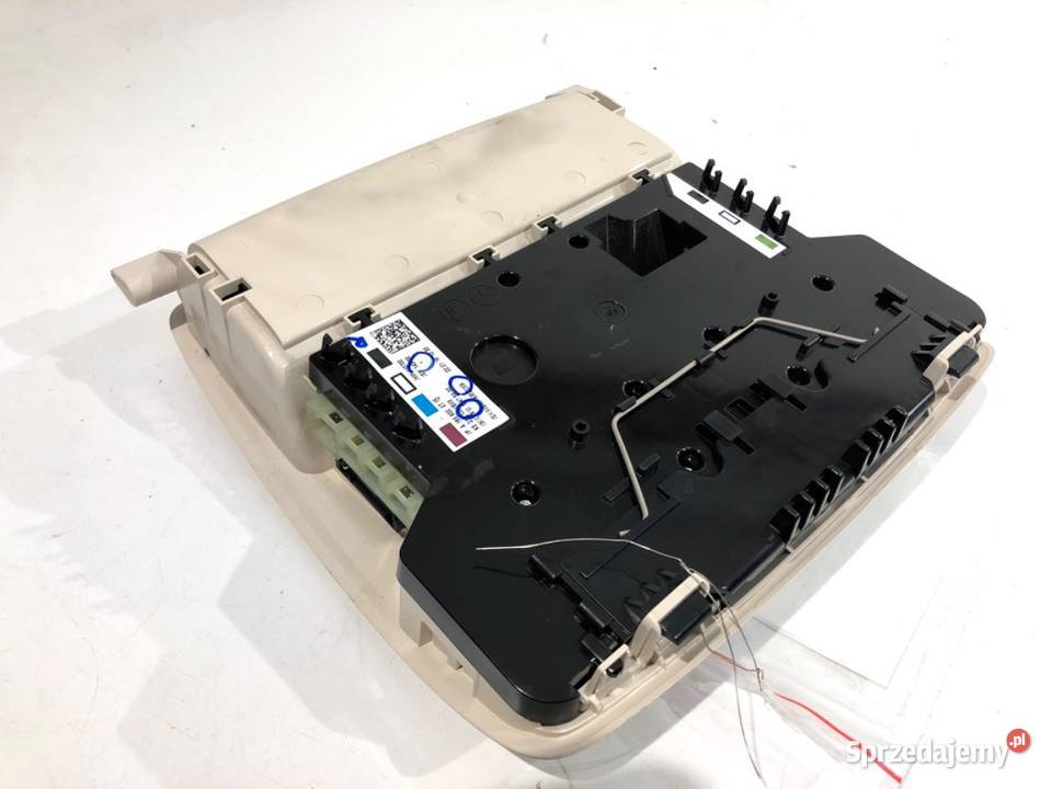 LAMPA SUFITOWA MERCEDES GLE 1669004115 SUV 1518 sprzedam
