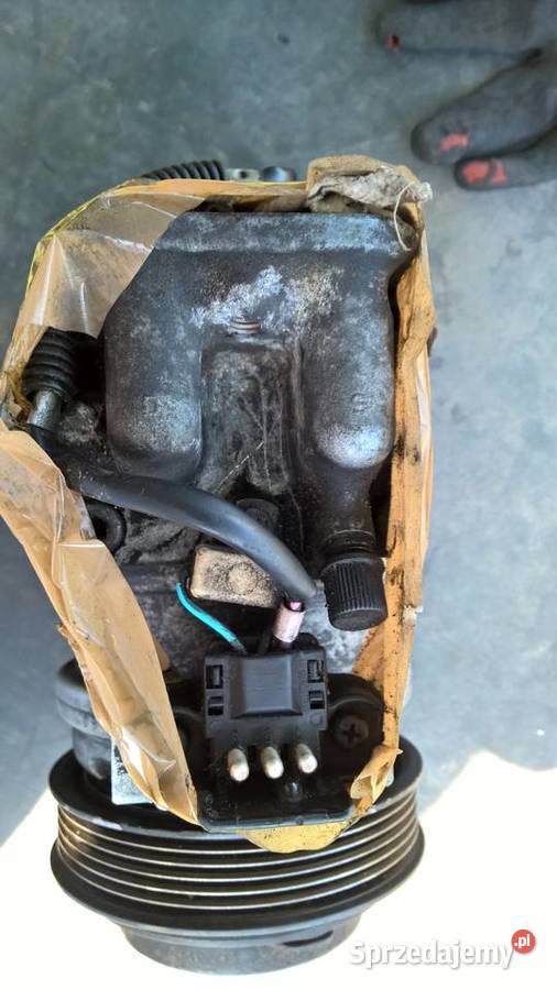Sprężarka klimatyzacji Mercedes W124 26B klimatyzacja Chełm