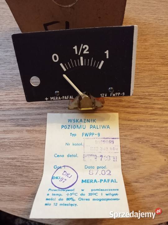 Nowy wskaźnik poziomu paliwa Fiat 126p FL Face Wyposażenie wnętrza Piotrków Trybunalski