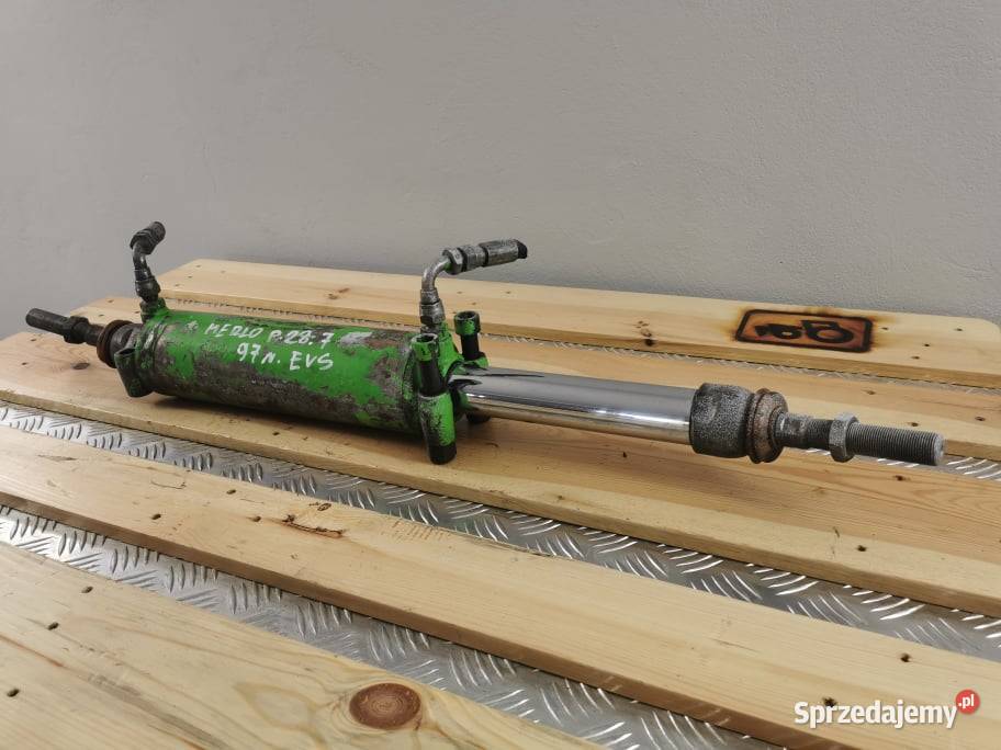 Merlo P 287Cylinder hydrauliczny skrętu Pozostałe wielkopolskie Wilkowo