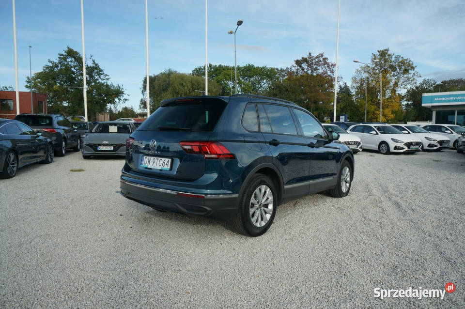 Volkswagen Tiguan 15 TSI 150 EVO Life Salon czujnik zmierzchu Poznań