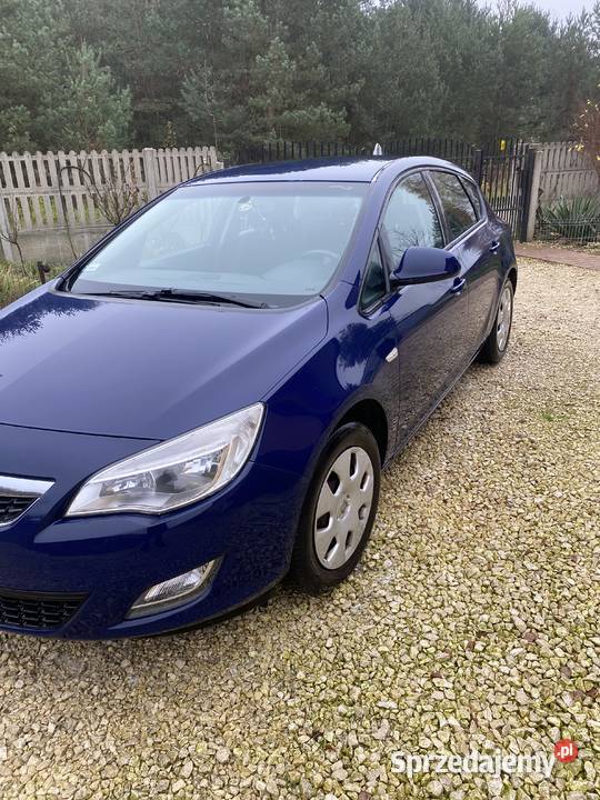 Opel ASTRA J 2010 benzgaz 10 lat w Rodzinie Widzówek