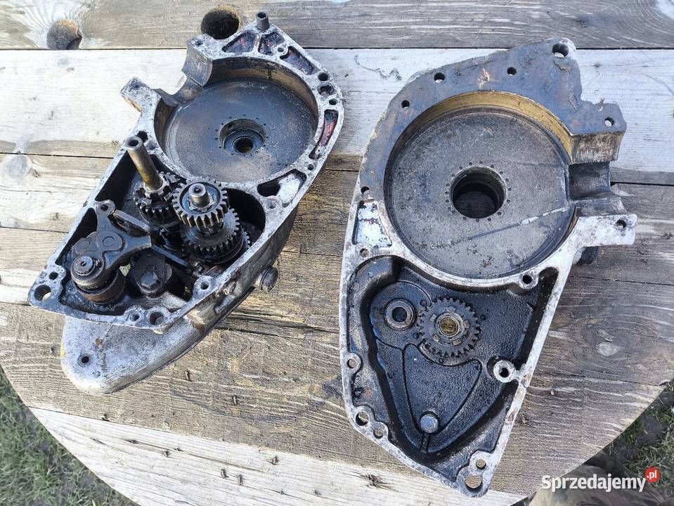 Kartery połówki silnika wsk wfm 125 skrzynia