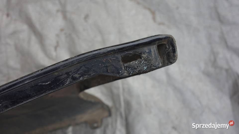 TOYOTA AVENSIS T25 0308 SEDAN ZDERZAK TYL TYLNY Ruda Śląska