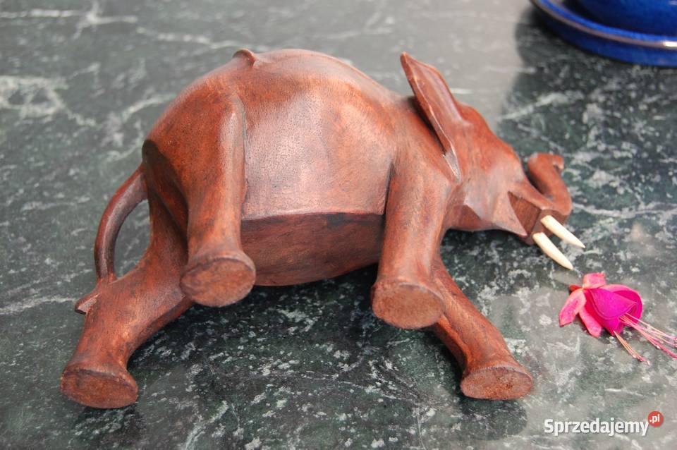 Słoń egipski drewniany rzeźba drewno rękodzieło Lublin