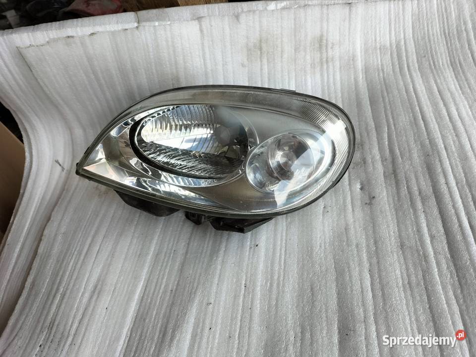 LAMPA PRZEDNIA PRZÓD LEWA Citroen SAXO Kamień-Kolonia