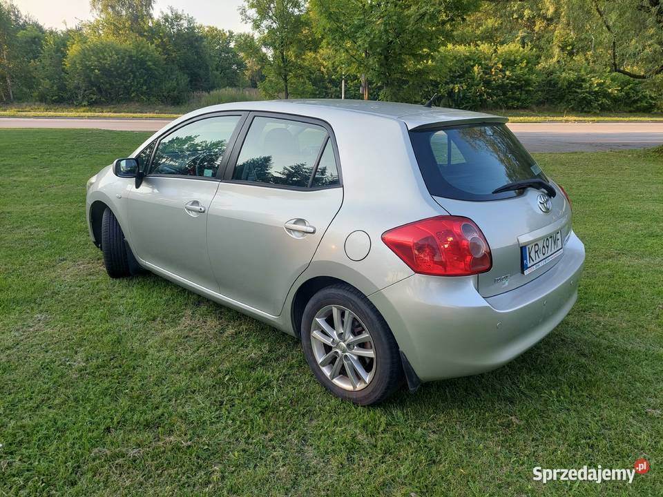 Toyota Auris 16 valvematic benz LPG 132 z Końskie