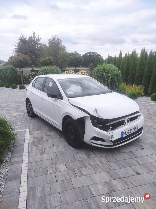 Volkswagen Polo 10 TSI 95 IQDRIVE manualna Bratuszyn sprzedam
