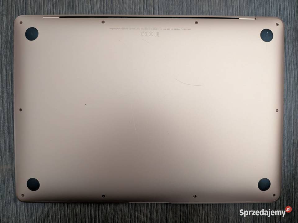 syndyk sprzeda McBooka M1 8GB 256 GB Toruń