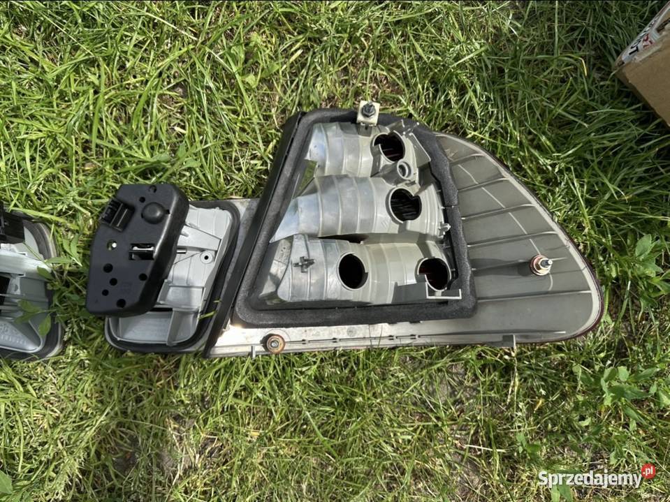 BMW 3 E46 sedan lampy tylne oryginał komplet Gdańsk