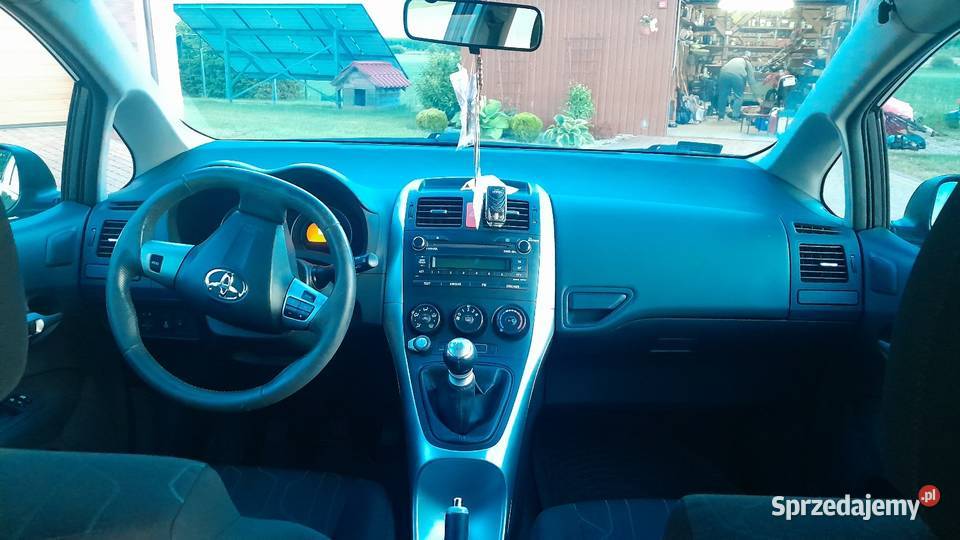 Toyota auris manualna Wierzchno