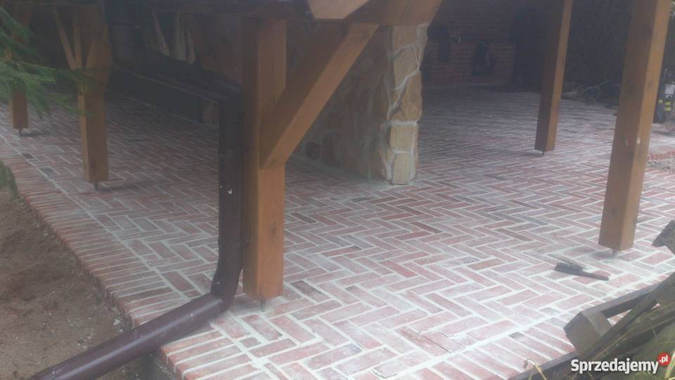 Posadzka z cegły podłoga ceglana rustykalne