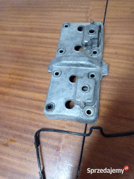 Pokrywa zaworowa Kawasaki ZZR 600 Silniki i osprzęt Łubno