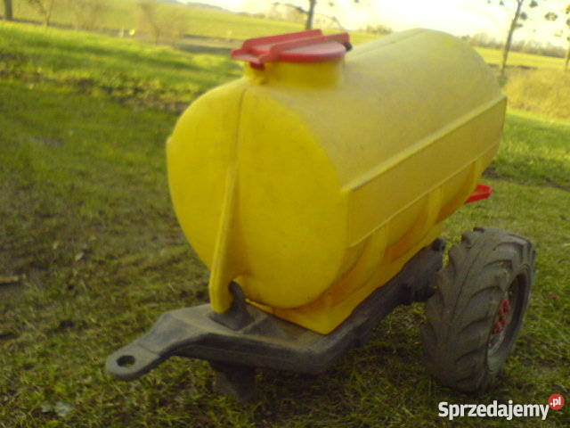 Przyczepkiopryskiwacz do ciągnikaquada na pedały sprzedam