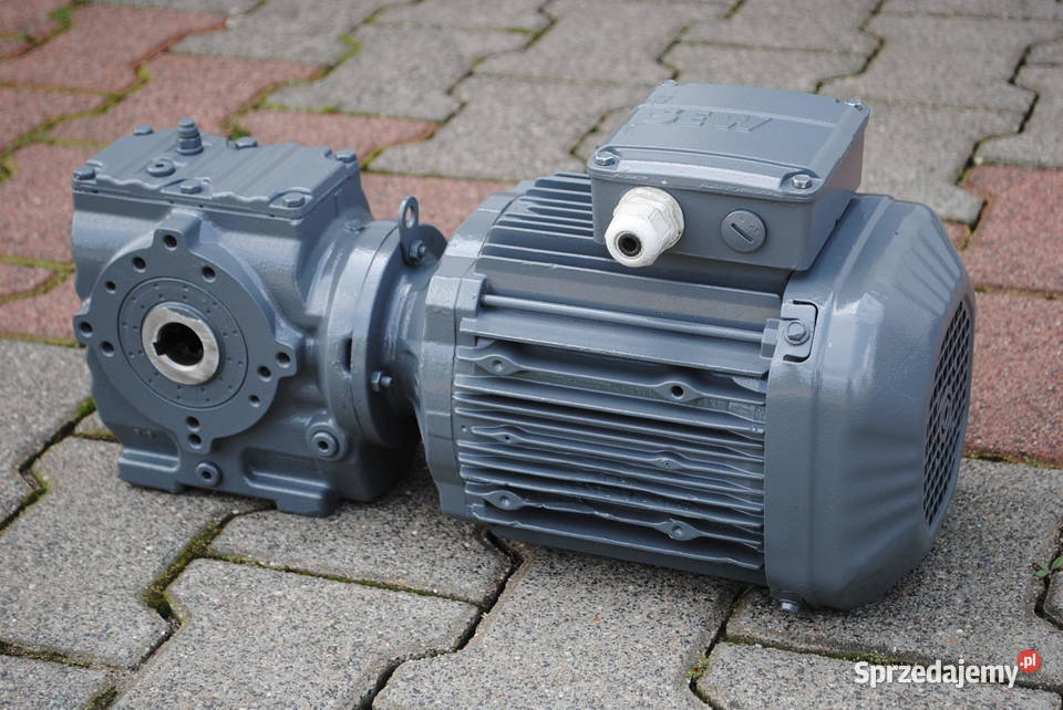 Motoreduktor kątowy 15kw 223obrmin firmy SEW Pozostałe Kargowa sprzedam