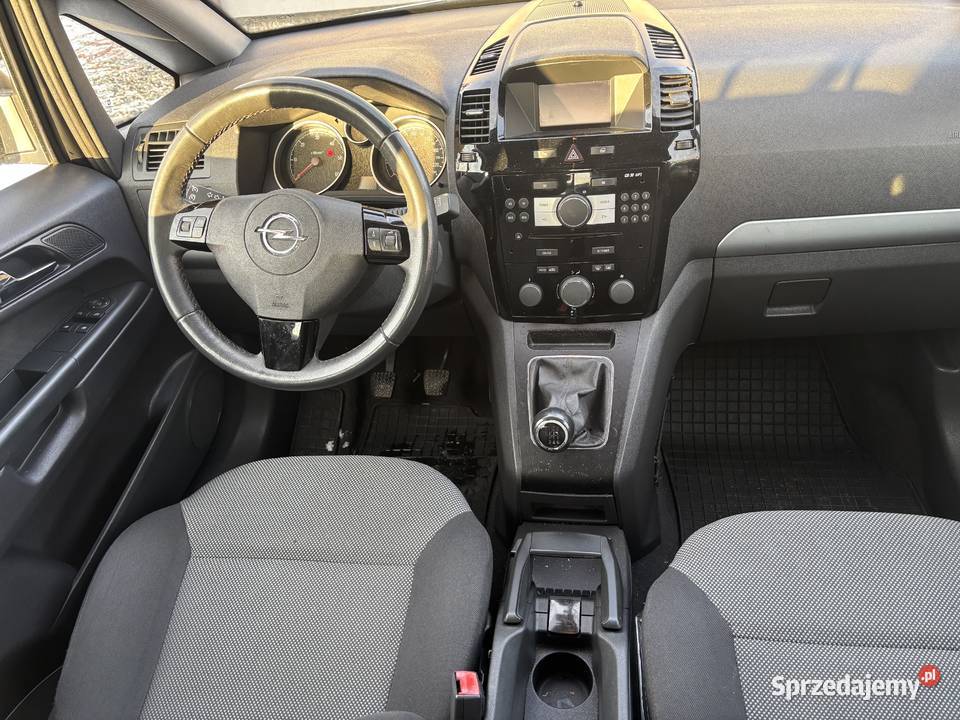 Opel Zafira hak Zafira Paniówki