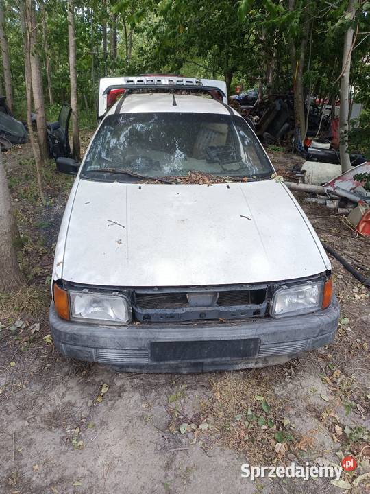 Passat B3 na części zderzak maska dzwi błotnik Wólka Tarnowska