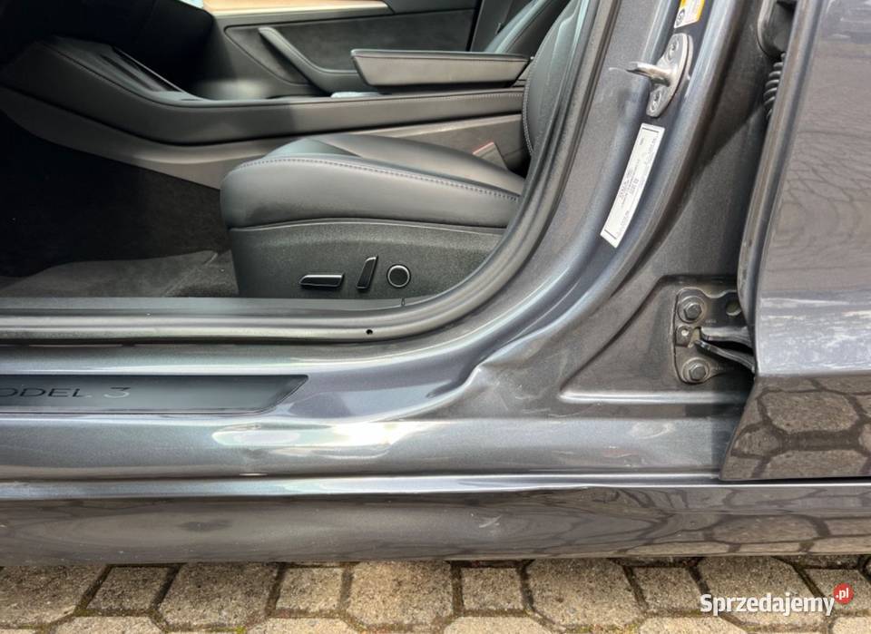 2022Tesla Model 3 Long Range R19 44 Wrocław