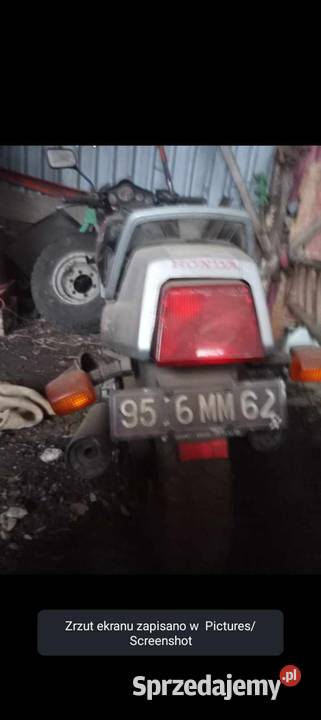 Honda VF1000F Baszyn