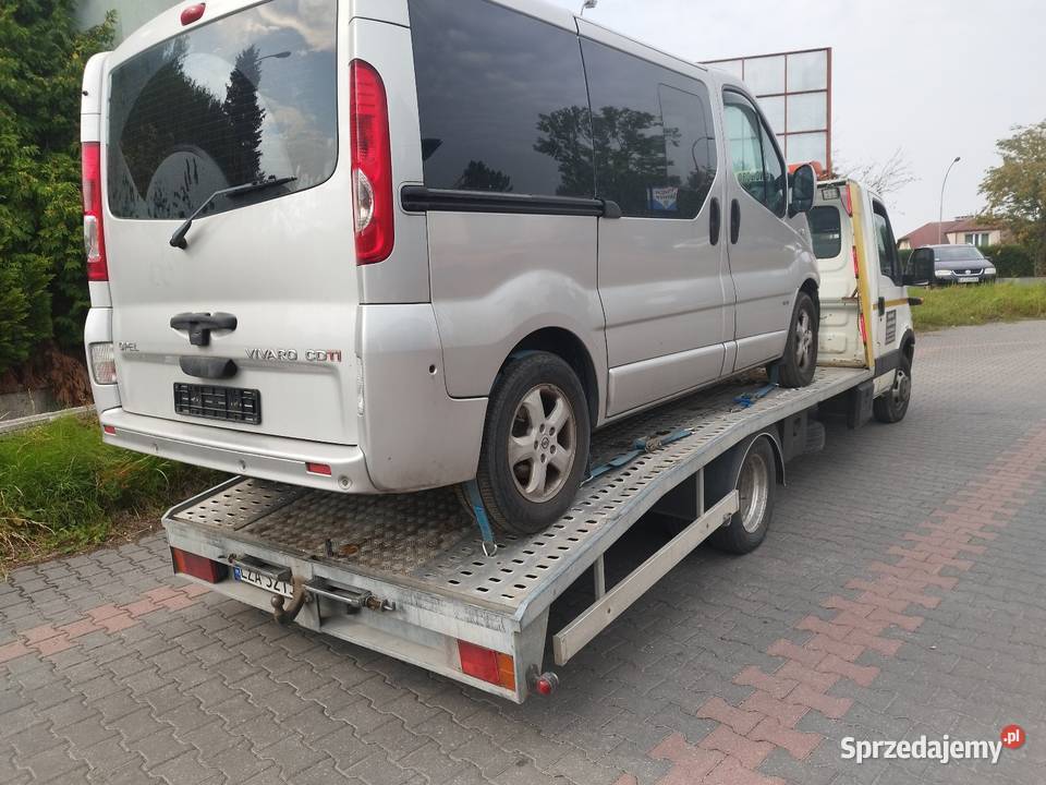 Auto pomoc laweta auto laweta transport Pomoc drogowa i holowanie Zamość