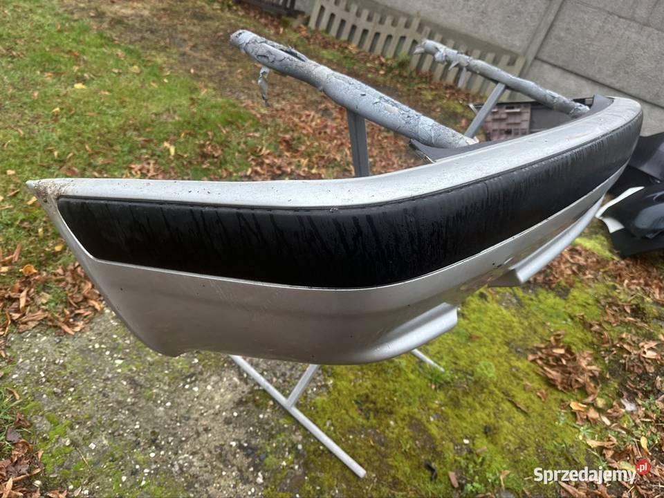 Zderzak tył Audi 80 Strzegom sprzedam