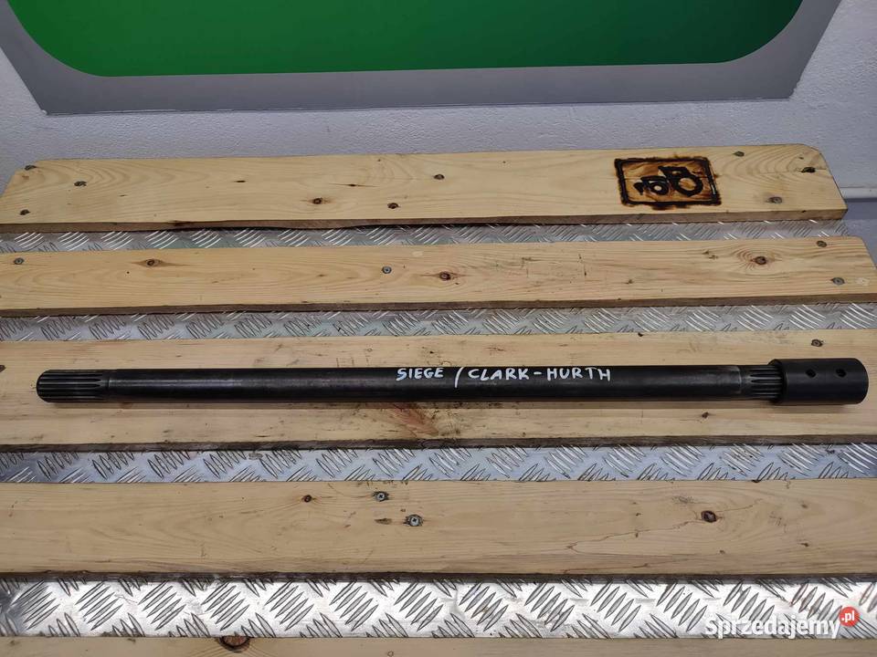 Wał napędowy pompy hydraulicznej Fermec 860 Wilkowo