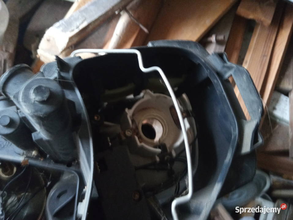 lampa prawa volskwagen Turan 2KO941006B Sulechów
