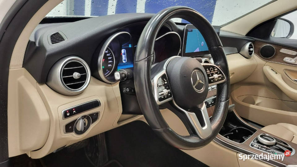 Mercedes C 200 4MATIC 9GTRONIC W205 20142021 nieuszkodzony Mercedes-Benz