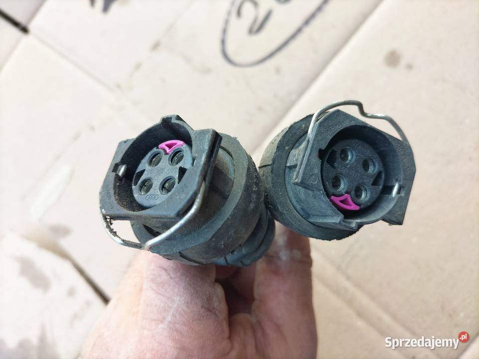 AUDI 80 B4 80B4 WTYCZKA KOSTKA WKŁAD ŻARÓWKI Kamień-Kolonia