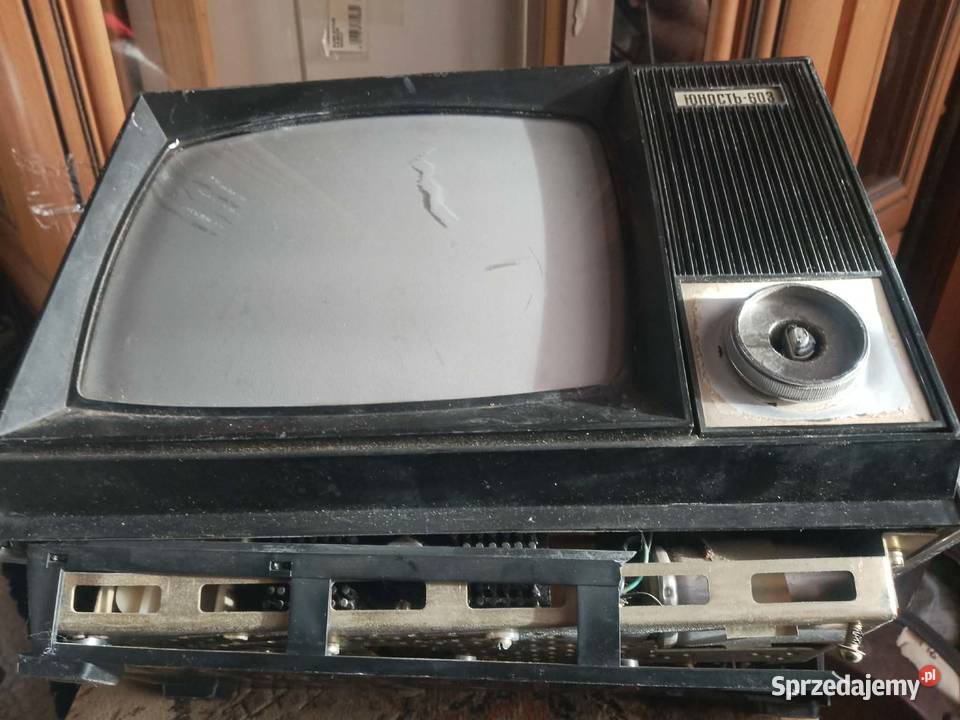 Telewizor retro kolekcjonerski R603 radziecki Legnica