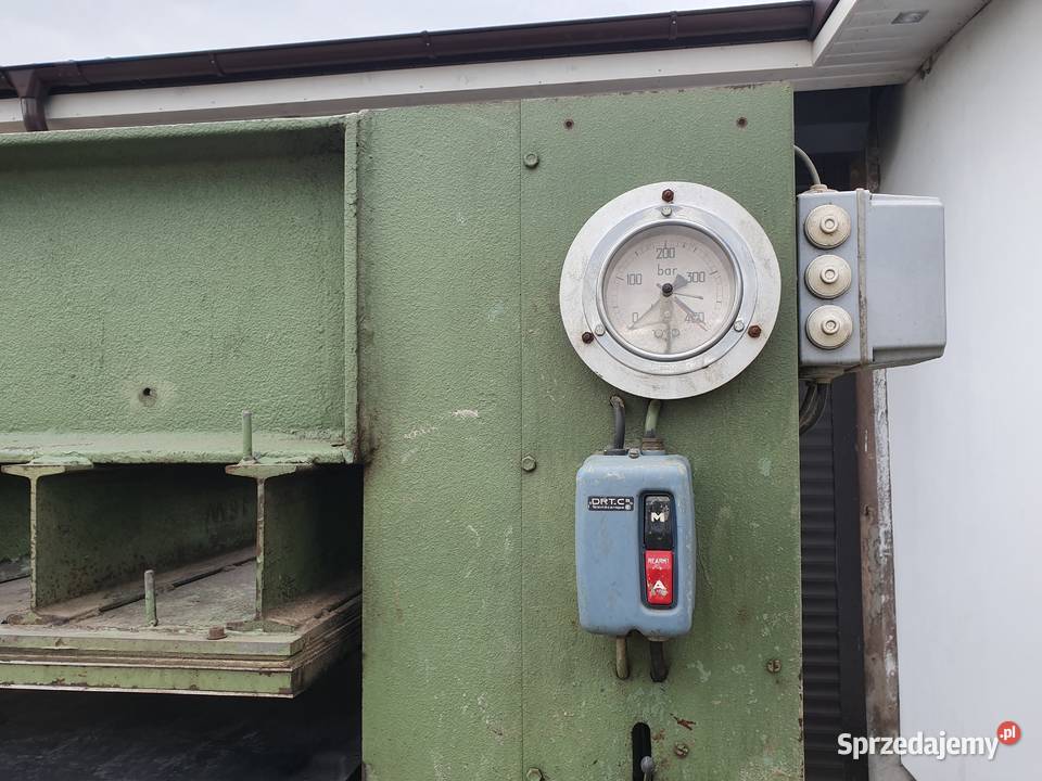 Prasa półkowa MIB stół 250x130 grzana wodą