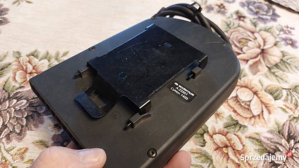 Farelki samochodowe z uchwytem