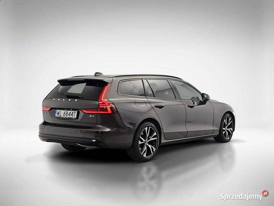 Volvo V60 B4 D Plus Dark aut Z Polskiego Salonu Warszawa