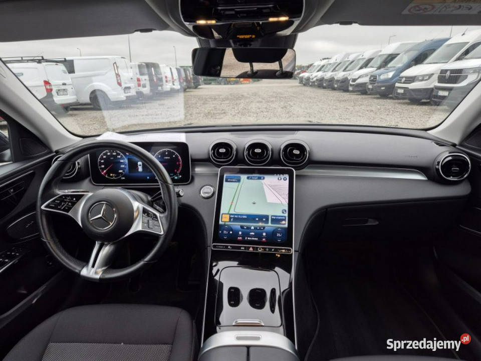 Mercedes C 200 W206 2021 180569km Komorniki sprzedam
