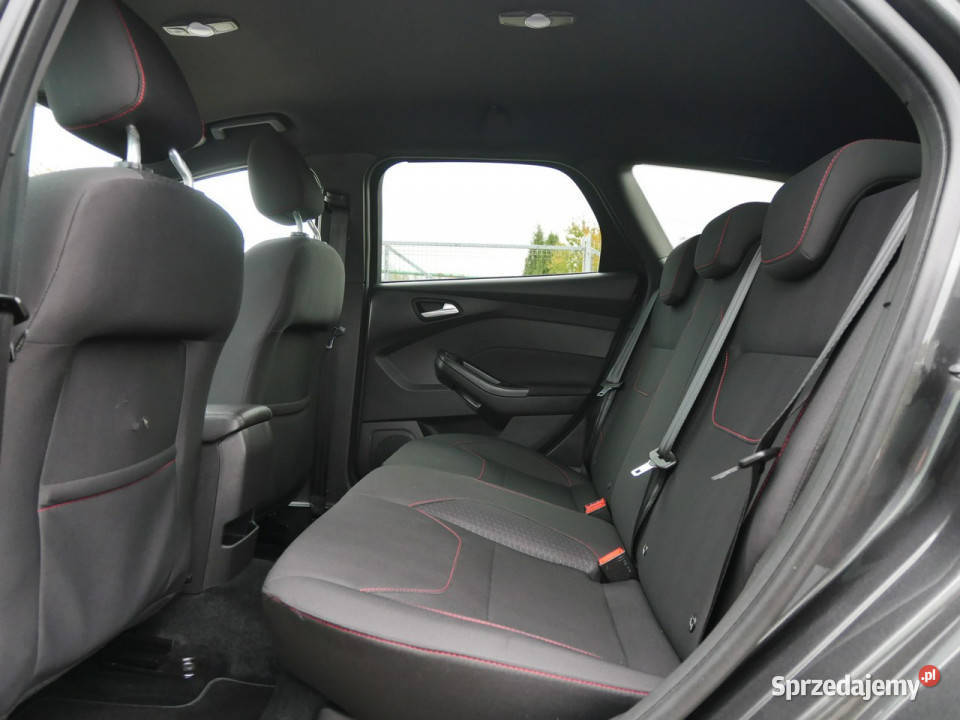 Ford Focus 15 EBoost 150 Eu6 Kombi ST Line isofix sprzedam