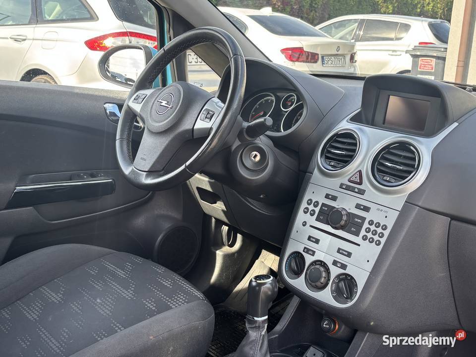 Opel Corsa z 2011r GWARANCJA niebieski Corsa Paniówki