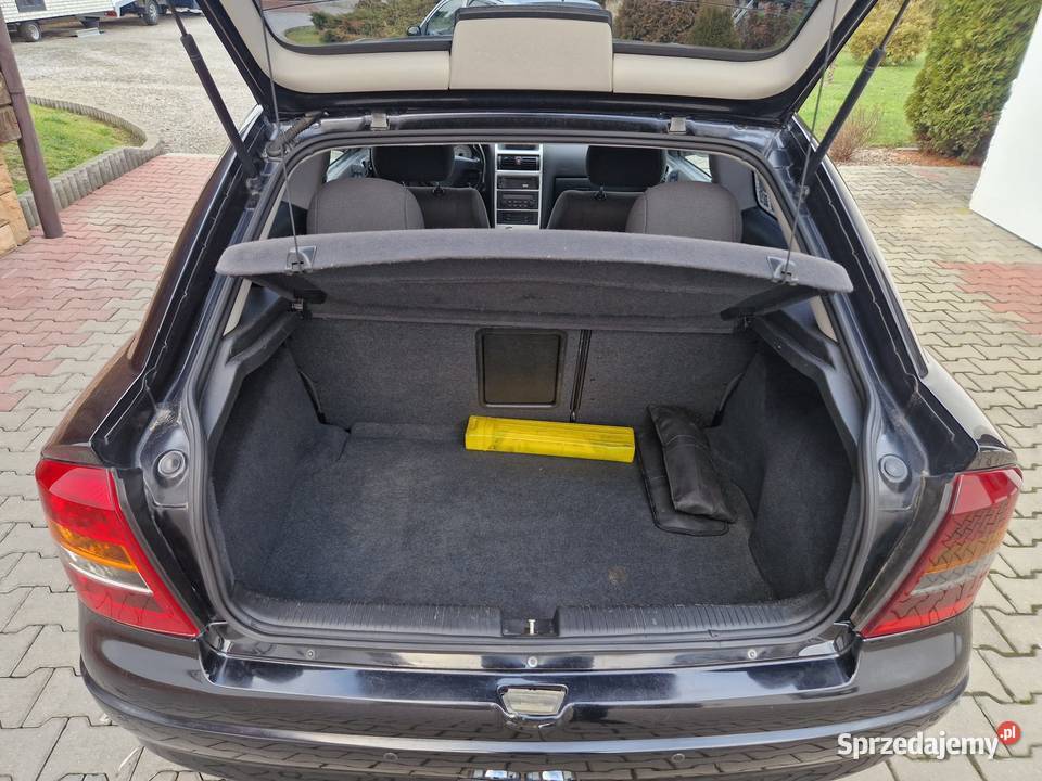 Opel Astra G 22 16V Coupe 147 2200cm3 Ostrowiec Świętokrzyski sprzedam