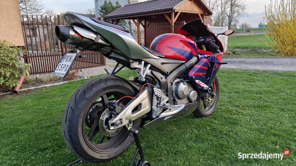 Honda CBR600RR pc37 2005r 43000km Golina