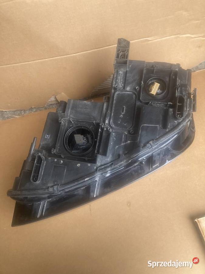 LAMPA PRZÓD PRAWA VW TIGUAN 5NB941036D Rakoniewice