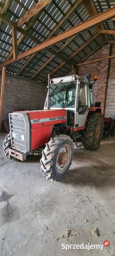 Sprzedam Ciągnik Massey Ferguson 690 mazowieckie Tończa