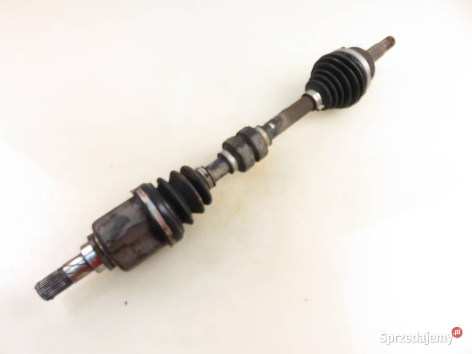 PÓŁOŚ LEWA PRZEDNIA NISSAN VERSA I 18