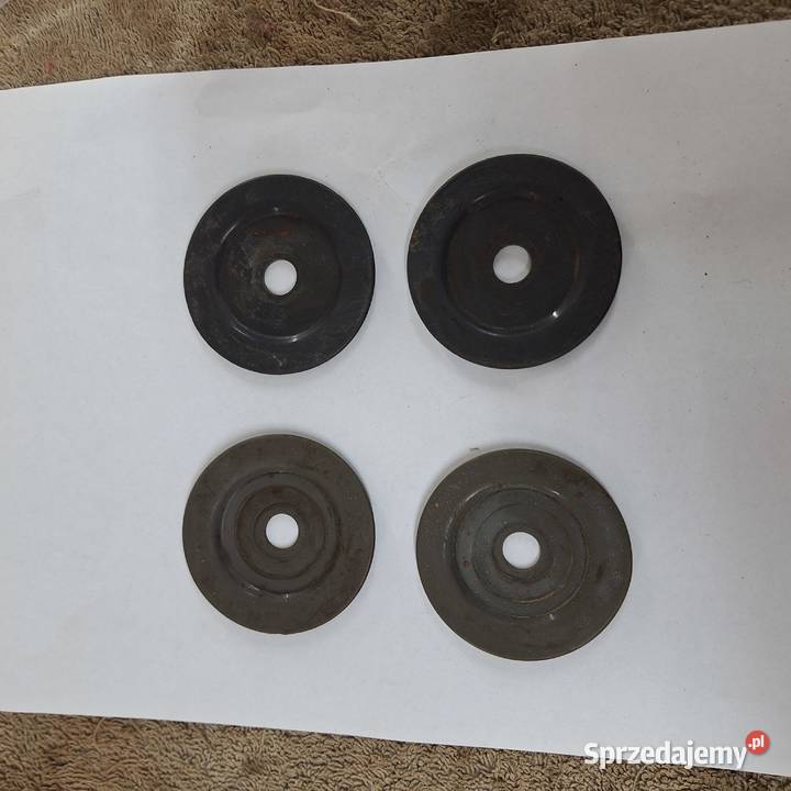 VW Garbus kołnierz mocownia pasów bezpieczeństwa Gołków