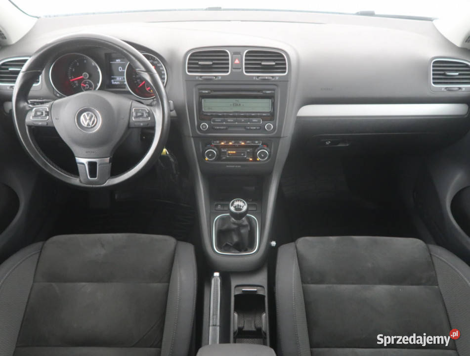 VW Golf 14 TSI nieuszkodzony Bielany Wrocławskie