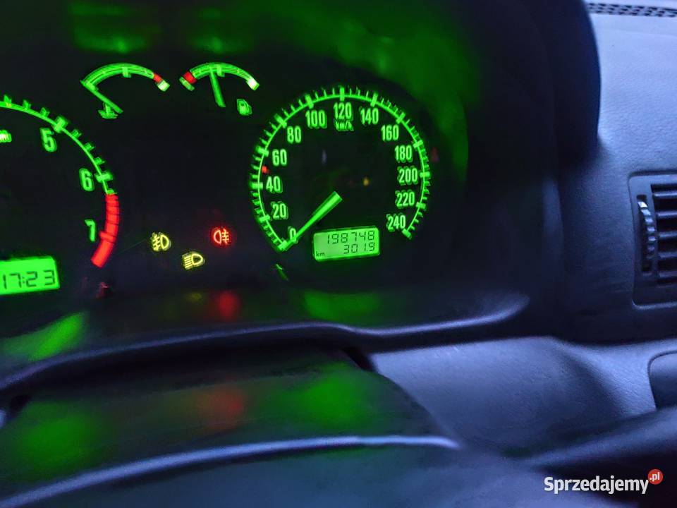 Skoda Octavia 16 benzyna 2000 101KM Octavia Dąbie