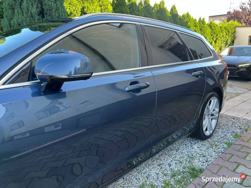 Volvo v90 D3 automat