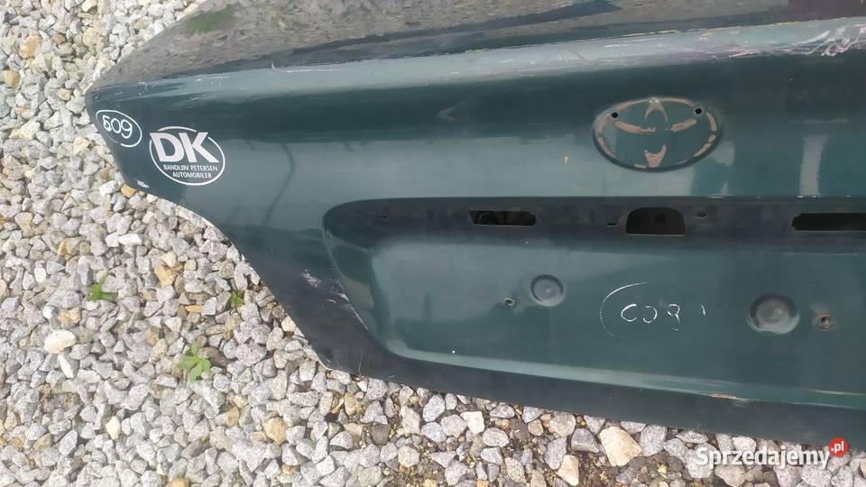 Toyota avensis t22 sedan 1998 2000 2001 klapa dolnośląskie Wrocław