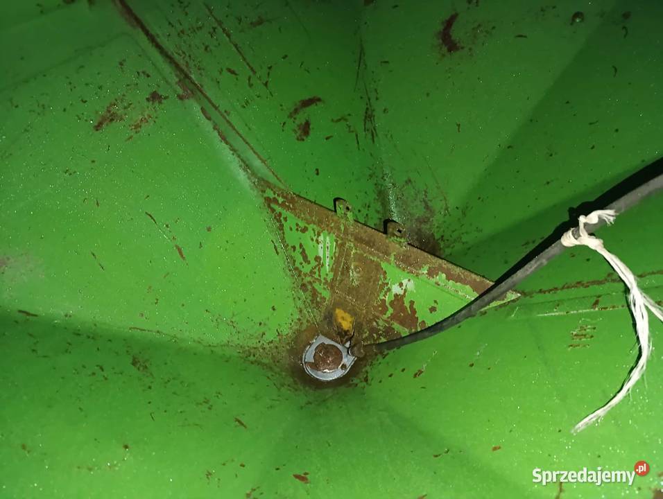 Rozsiewacz Amazone ZAF 804R Nawożenie