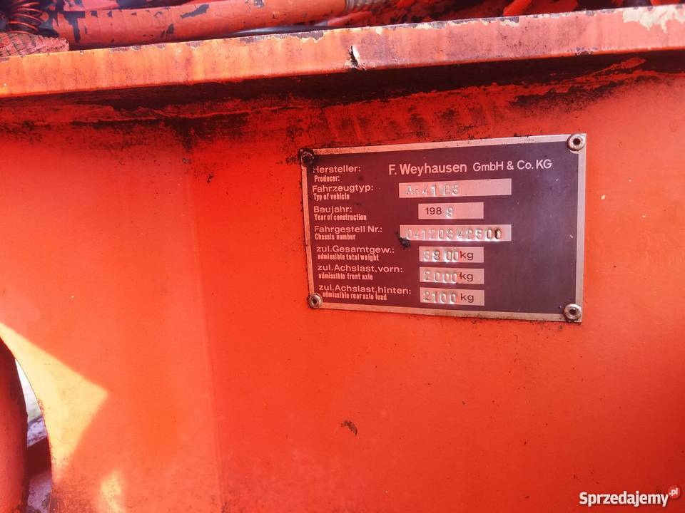 Sprzedam ładowarkę